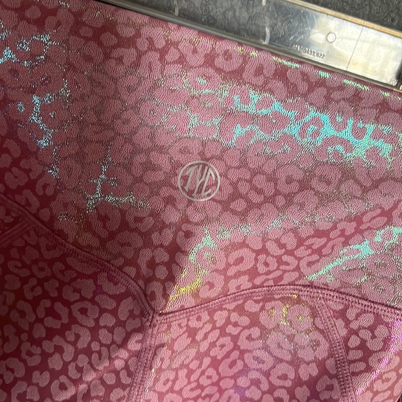 TYC sport bra leggings set PINK with rainbow irredentist Medium - Picture 6 of 7